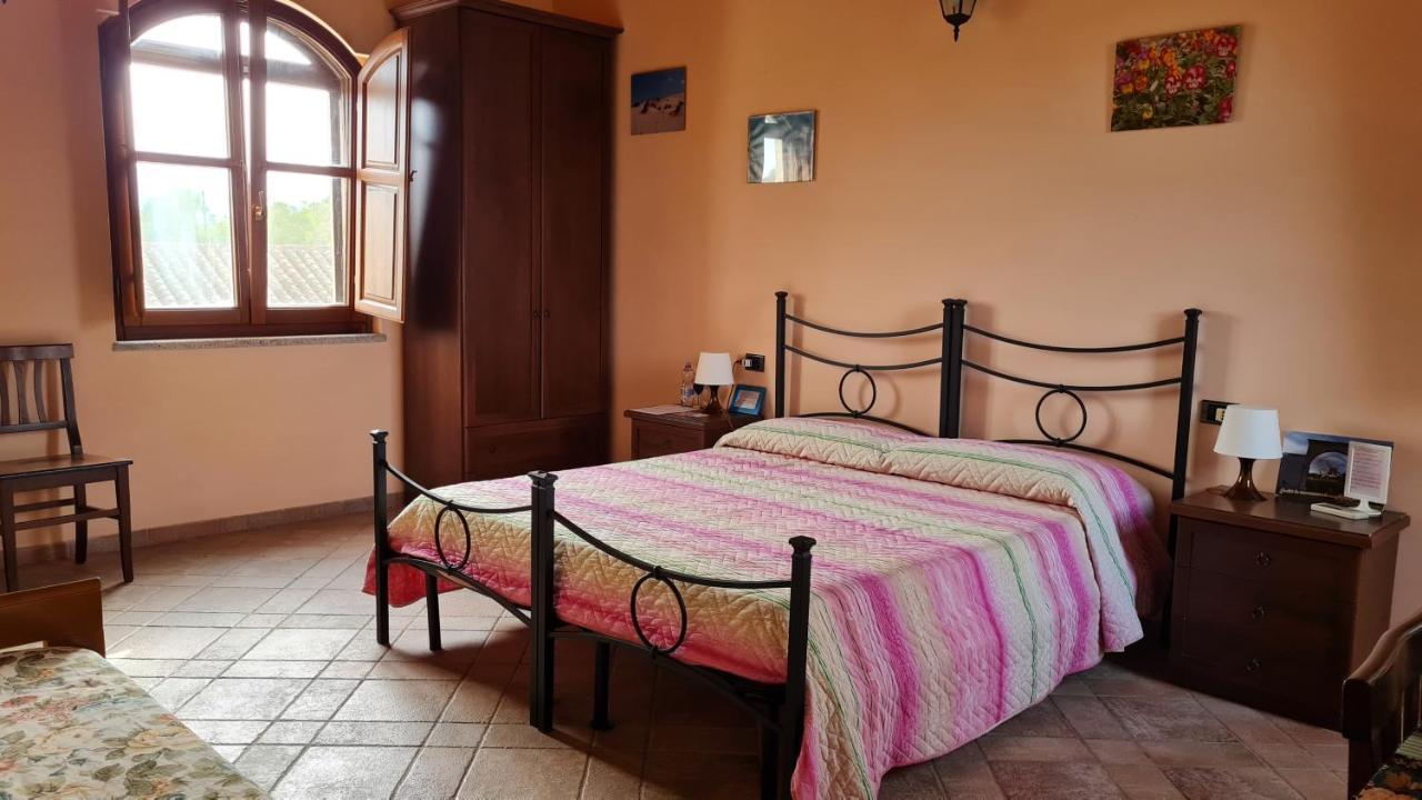 B&B Nuraximannu Santadi Eksteriør billede
