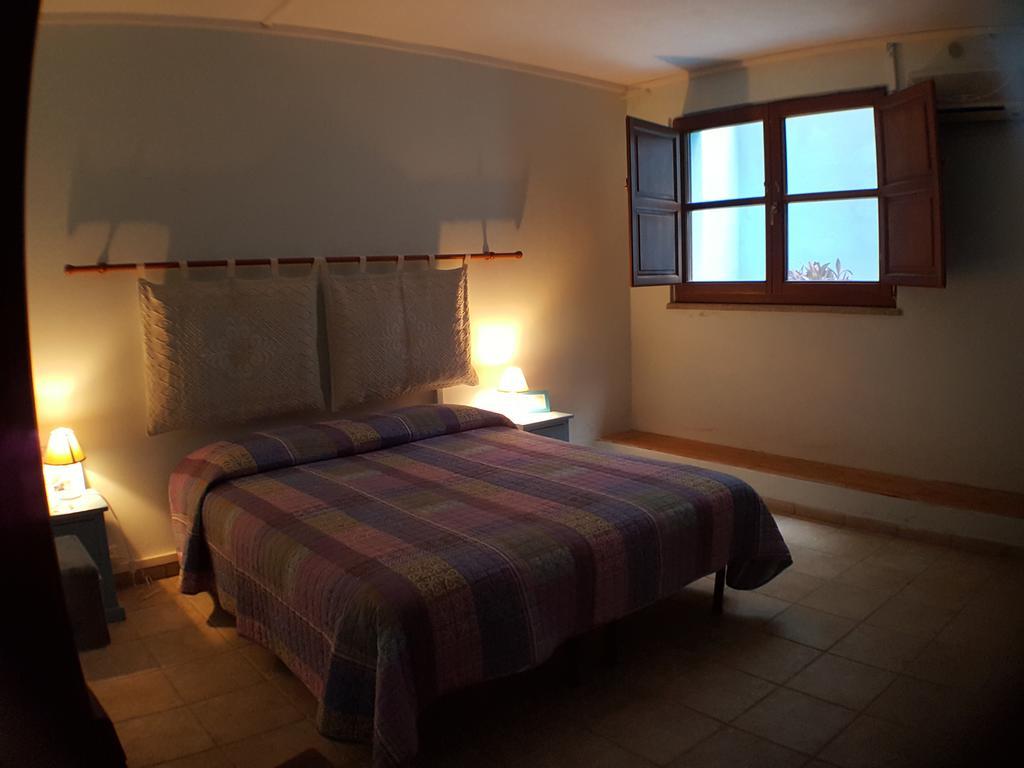 B&B Nuraximannu Santadi Eksteriør billede
